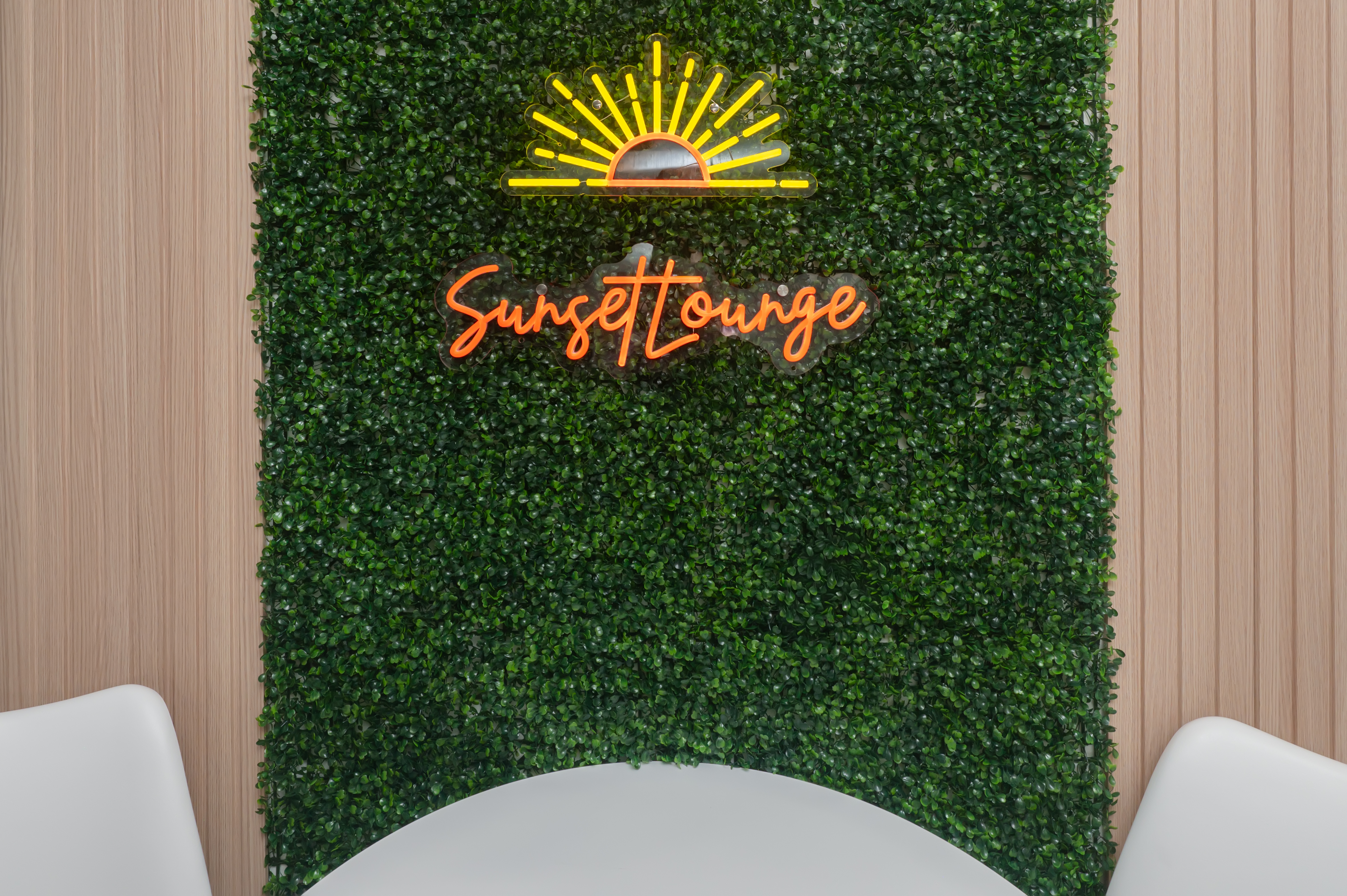 Sunset Lounge